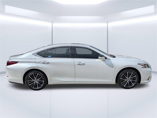 used 2022 Lexus ES 350 car, priced at $33,909