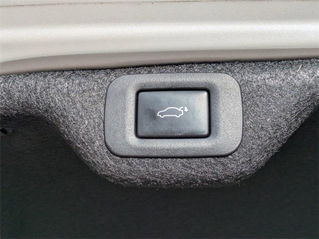 used 2022 Lexus ES 350 car, priced at $33,909