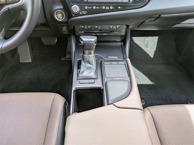 used 2022 Lexus ES 350 car, priced at $33,909