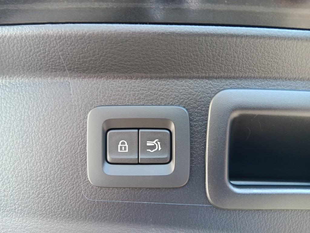 used 2025 Mazda CX-50 Hybrid car, priced at $33,921