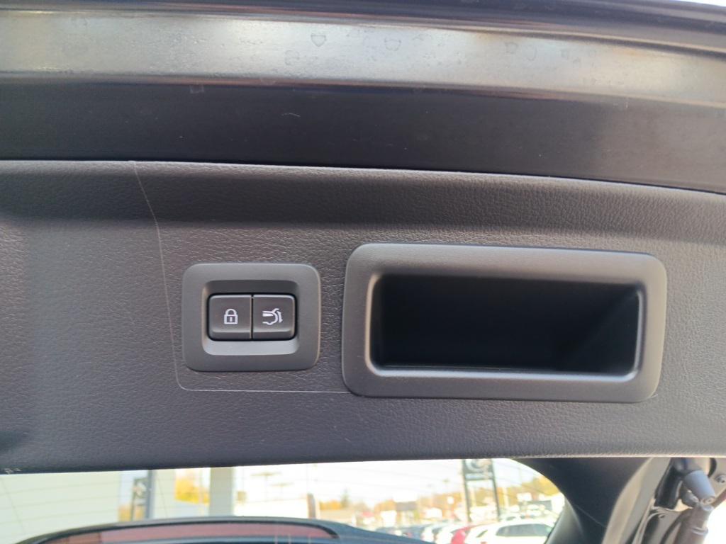 used 2025 Mazda CX-50 car, priced at $28,920