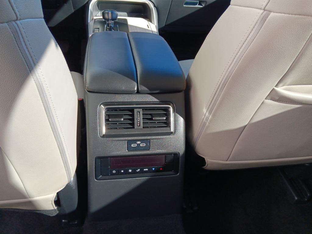 used 2024 Mazda CX-90 car, priced at $37,505