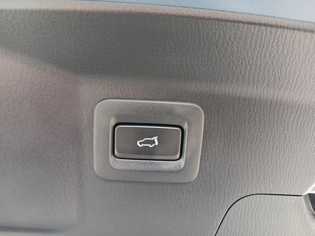 used 2023 Mazda CX-9 car, priced at $35,936