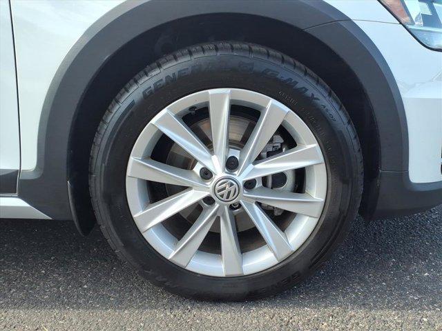 used 2018 Volkswagen Golf Alltrack car, priced at $11,993