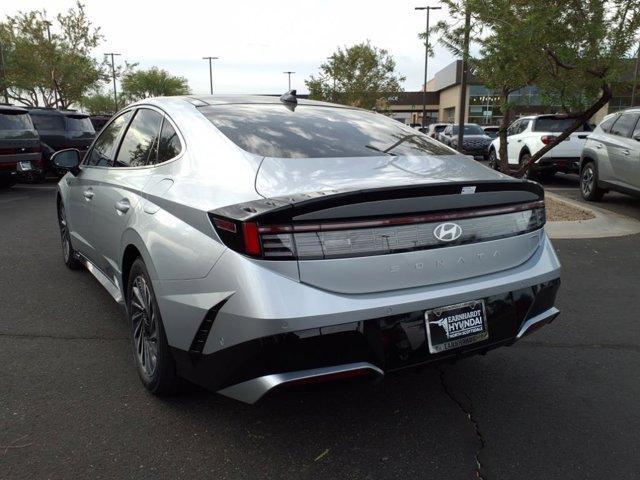 new 2025 Hyundai Sonata Hybrid car, priced at $38,933