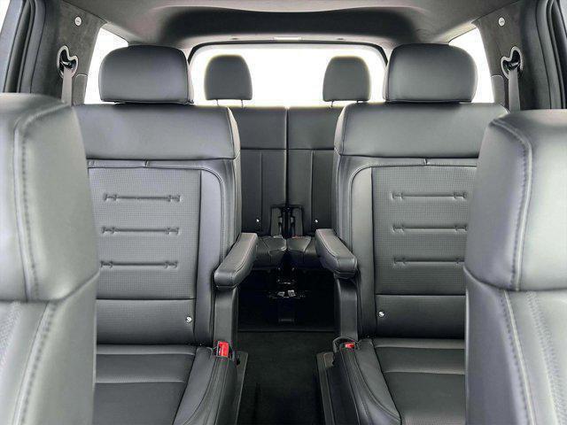 new 2025 Hyundai SANTA FE HEV car, priced at $45,168