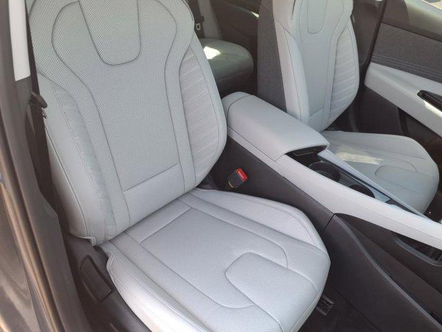 new 2025 Hyundai Elantra car, priced at $28,277