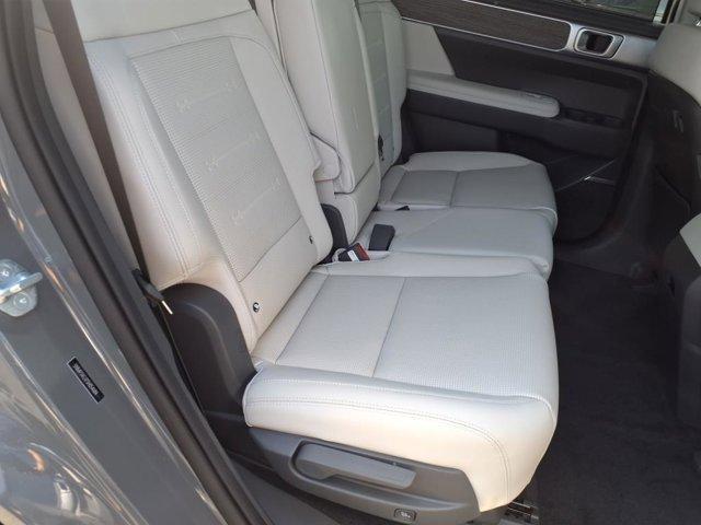 new 2025 Hyundai SANTA FE HEV car, priced at $41,621