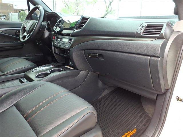 used 2022 Honda Passport car, priced at $31,292