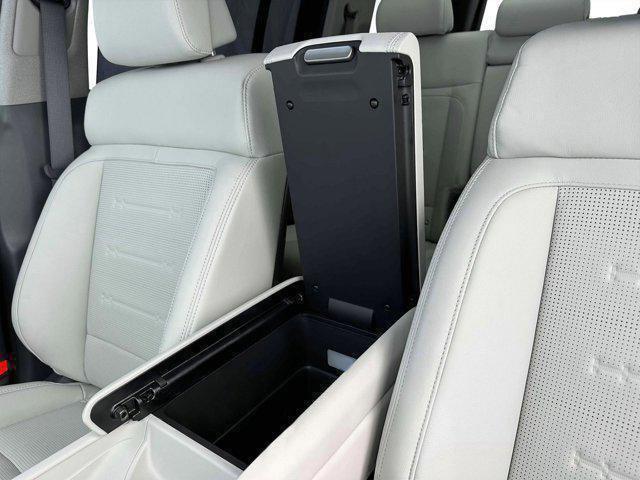 new 2025 Hyundai SANTA FE HEV car, priced at $41,601