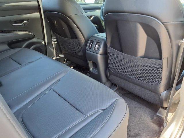 new 2025 Hyundai TUCSON Hybrid car, priced at $41,923