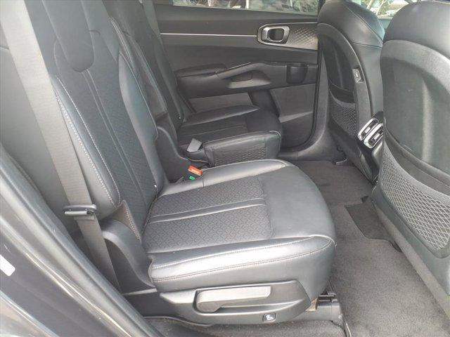 used 2022 Kia Sorento Hybrid car, priced at $23,291