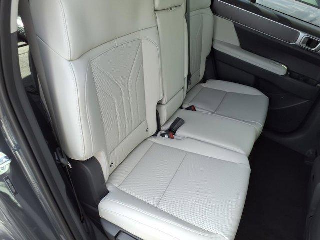 new 2025 Hyundai Santa Fe car, priced at $38,254