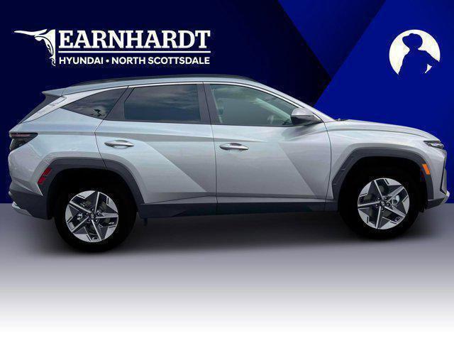 new 2025 Hyundai TUCSON Hybrid car, priced at $37,105