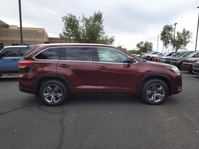 used 2019 Toyota Highlander car, priced at $28,978