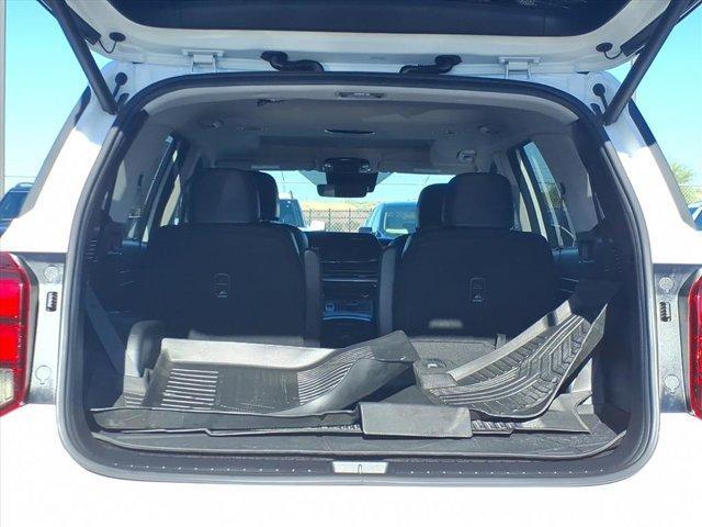 used 2024 Hyundai Palisade car, priced at $32,294