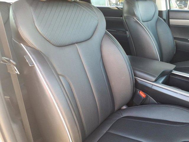 used 2024 Hyundai Palisade car, priced at $32,294