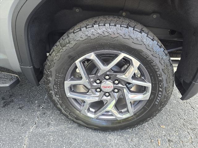 new 2025 GMC Sierra 1500 car