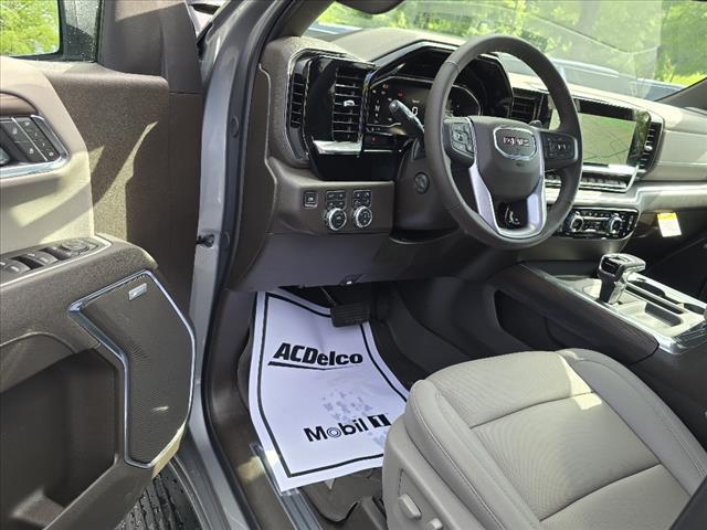 new 2025 GMC Sierra 1500 car