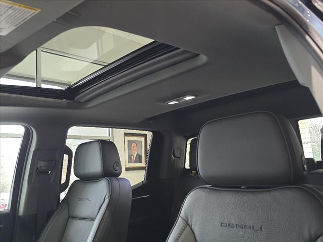 new 2025 GMC Sierra 1500 car
