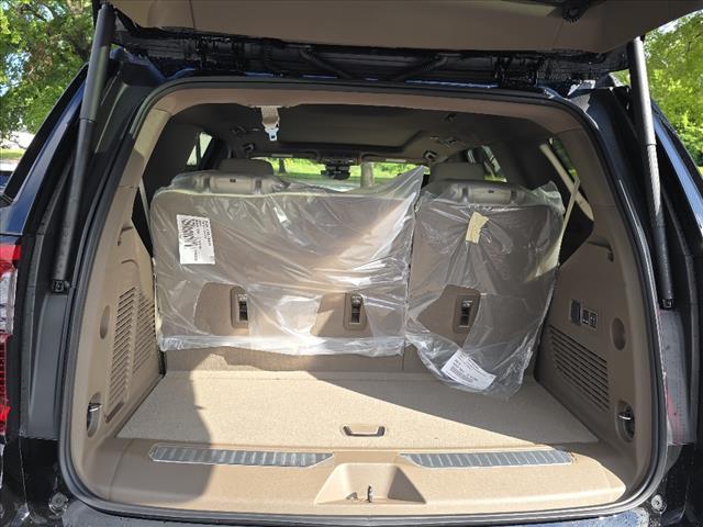 new 2025 GMC Yukon car