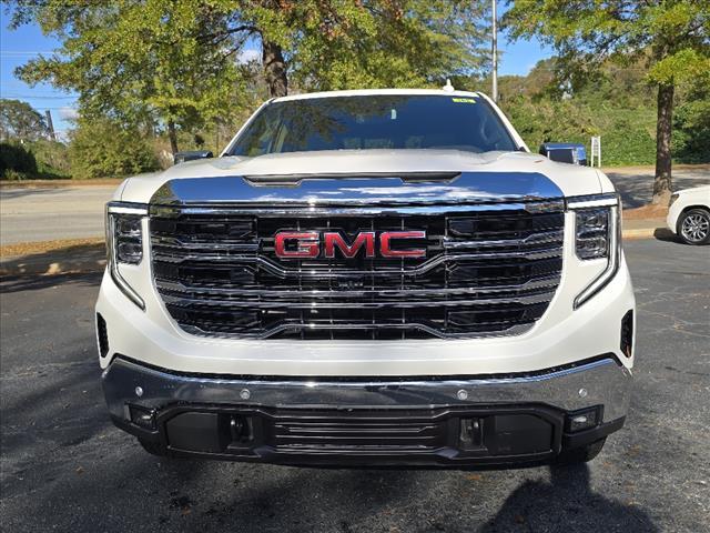 new 2025 GMC Sierra 1500 car, priced at $62,070