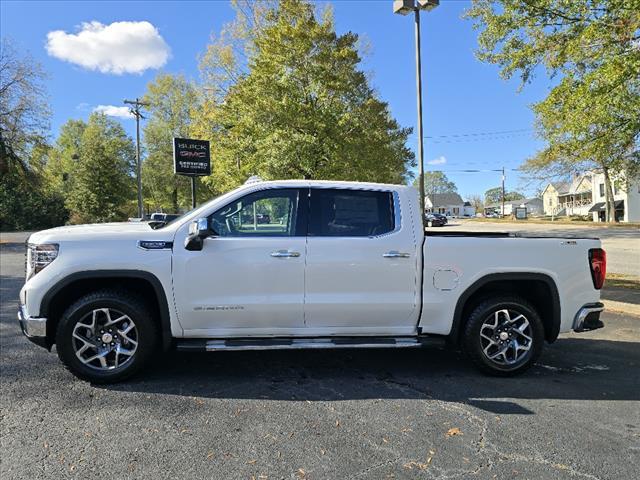 new 2025 GMC Sierra 1500 car, priced at $62,070