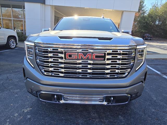 new 2025 GMC Sierra 1500 car, priced at $69,005