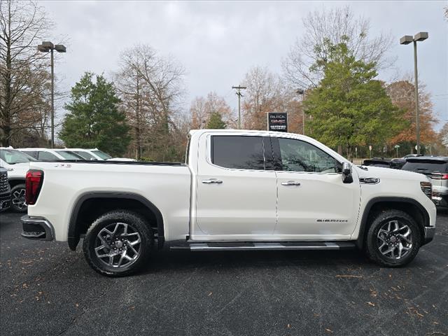 new 2025 GMC Sierra 1500 car, priced at $62,070