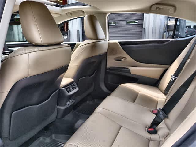 used 2019 Lexus ES 350 car, priced at $25,752