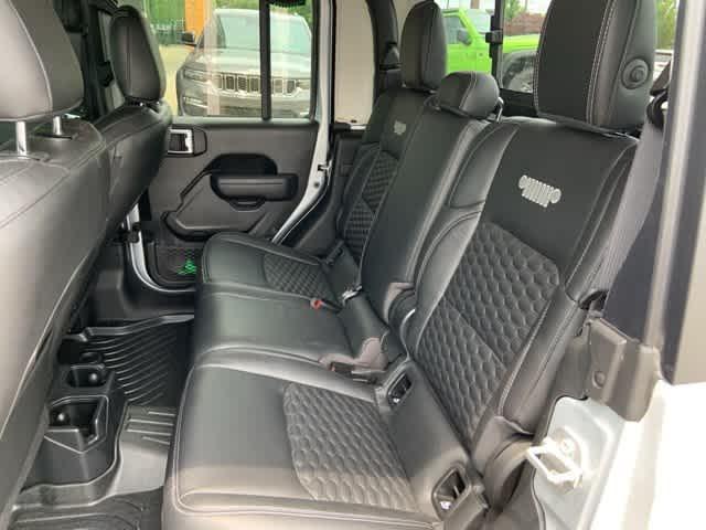 used 2022 Jeep Gladiator car, priced at $35,468