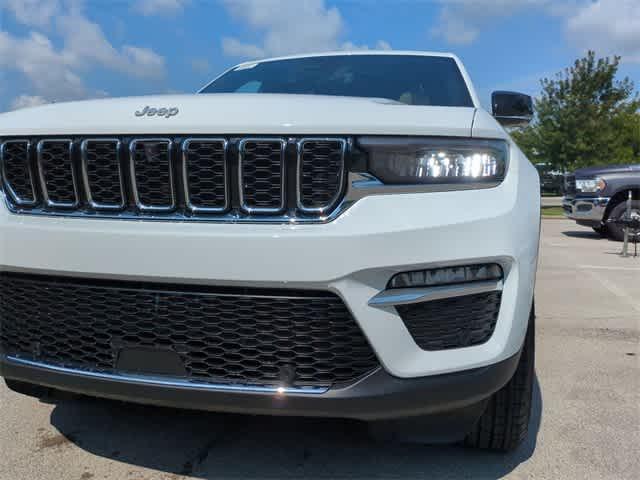 new 2025 Jeep Grand Cherokee car, priced at $41,490
