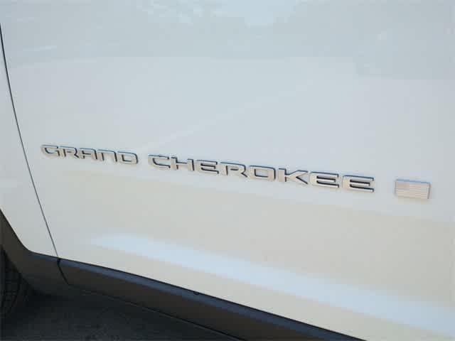 new 2025 Jeep Grand Cherokee car, priced at $41,490