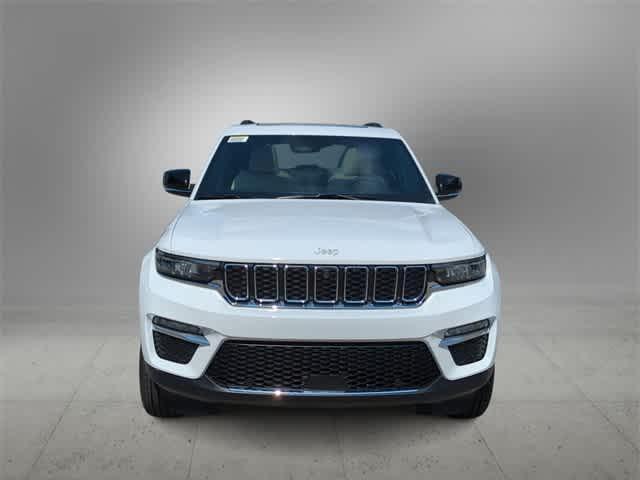 new 2025 Jeep Grand Cherokee car, priced at $41,490