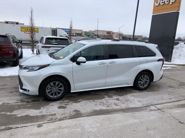 used 2022 Toyota Sienna car, priced at $35,995