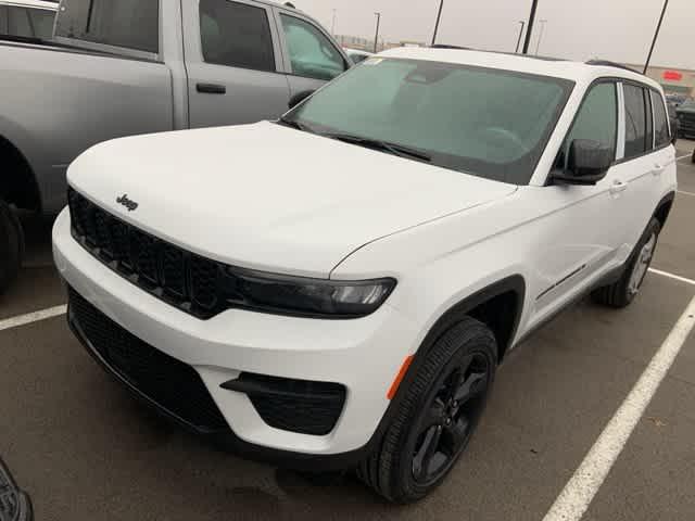 new 2025 Jeep Grand Cherokee car, priced at $42,775