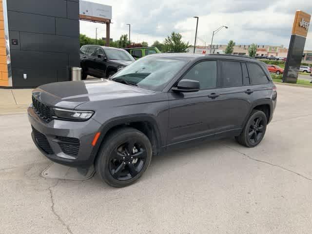 used 2023 Jeep Grand Cherokee car, priced at $31,460