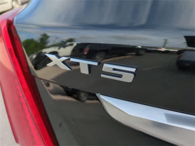 used 2017 Cadillac XT5 car, priced at $15,415