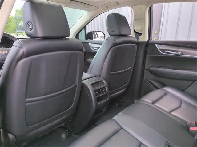used 2017 Cadillac XT5 car, priced at $15,415