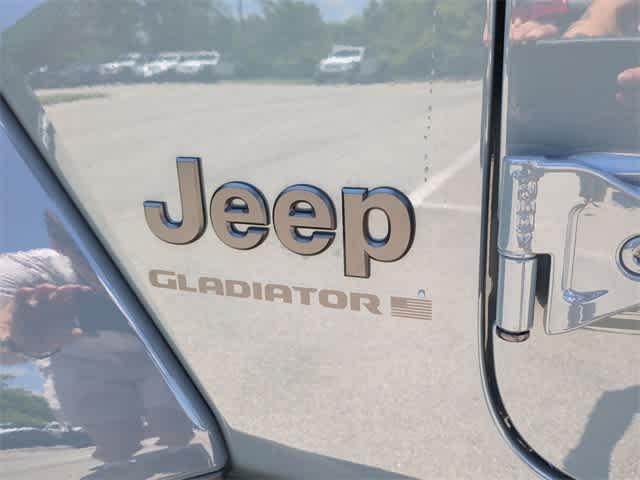 new 2025 Jeep Gladiator car, priced at $48,044
