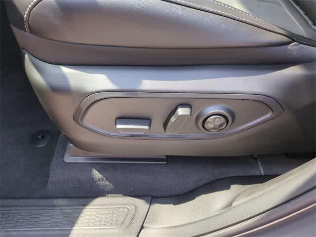 new 2025 Jeep Grand Cherokee L car, priced at $39,230