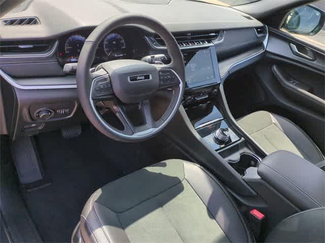new 2025 Jeep Grand Cherokee L car, priced at $39,230