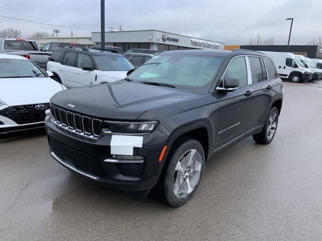 new 2025 Jeep Grand Cherokee car, priced at $49,855