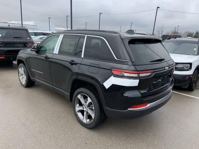 new 2025 Jeep Grand Cherokee car, priced at $49,855