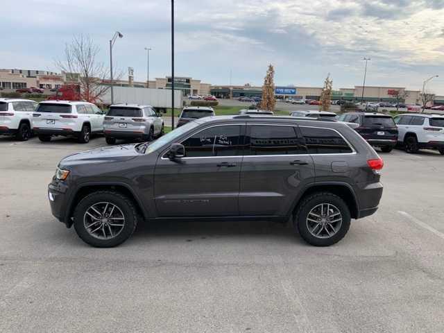 used 2017 Jeep Grand Cherokee car, priced at $16,071