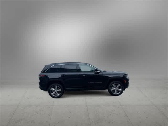 new 2025 Jeep Grand Cherokee car, priced at $49,660