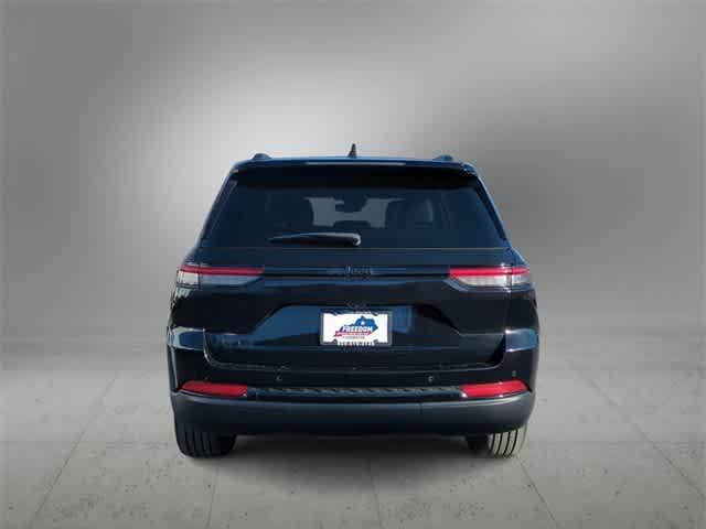 used 2023 Jeep Grand Cherokee car, priced at $26,486