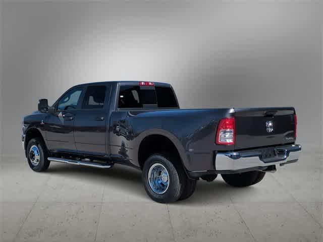 new 2024 Ram 3500 car, priced at $59,685