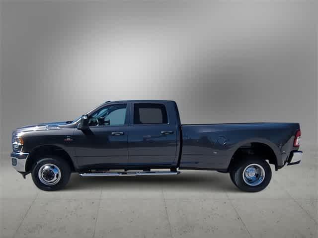 new 2024 Ram 3500 car, priced at $59,685