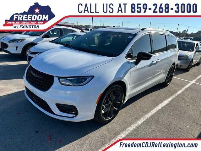 new 2026 Chrysler Pacifica car, priced at $40,535